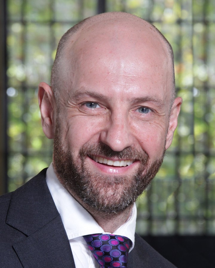 Carl Petrou